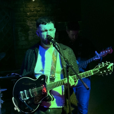 Luke Wall performing at Katie O'Brien's - Nottingham