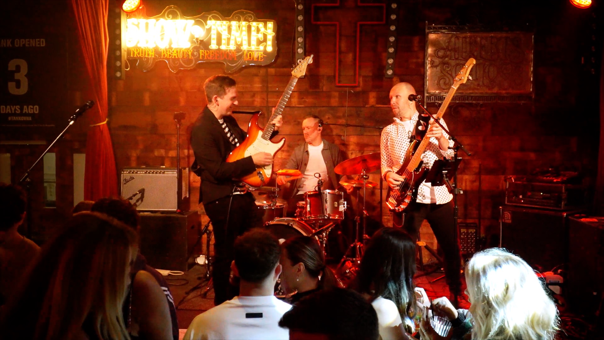 Late Last Night 3 Piece