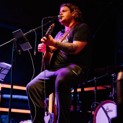 Harry Arnison performing at Katie O'Brien's - York